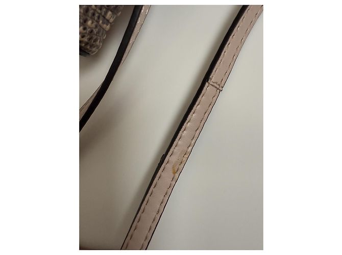 Borsa a secchiello Fendi Mon Tresor in lizard rosa Crema - vista 11