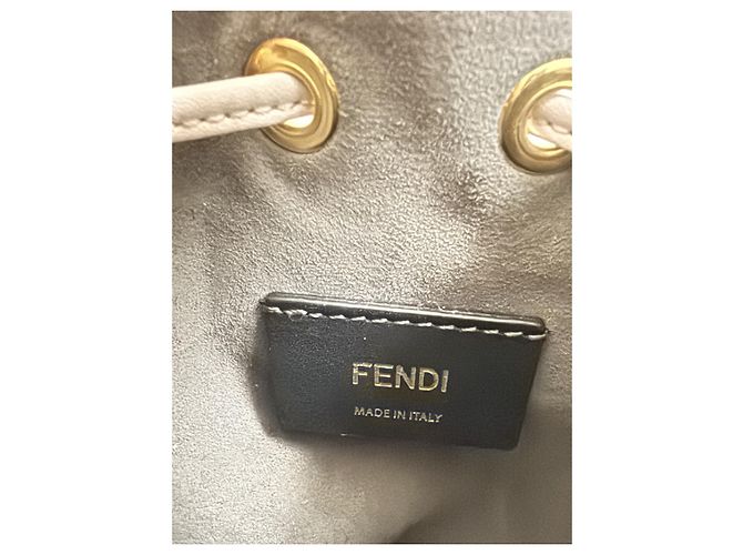 Borsa a secchiello Fendi Mon Tresor in lizard rosa Crema - vista 3