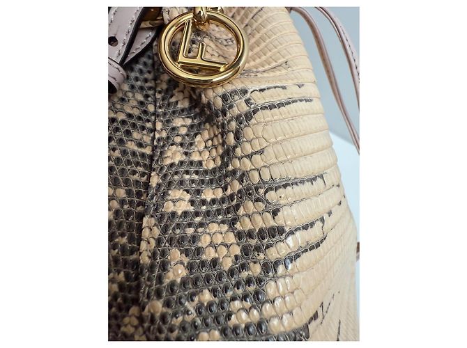 Borsa a secchiello Fendi Mon Tresor in lizard rosa Crema - vista 5