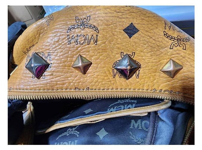 MCM Visetos Studded Small Stark M Rucksack Cognac Braun - Ansicht 15