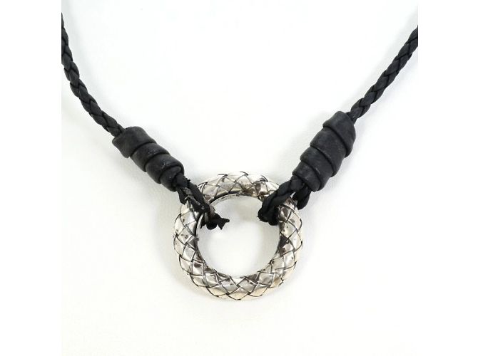 Collana in pelle argentata Intrecciato Circle di Bottega Veneta - vista 4
