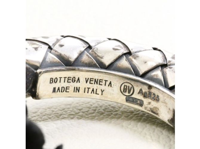 Collana in pelle argentata Intrecciato Circle di Bottega Veneta - vista 9