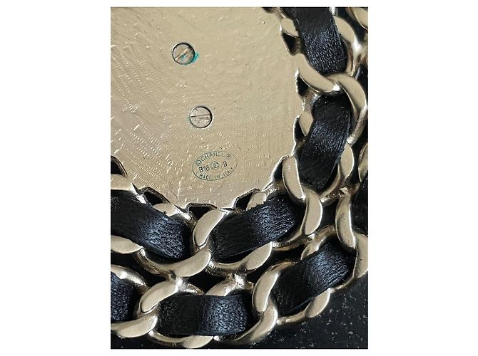Spilla Maxi Chanel in pelle nera e metallo argentato Nero Argento - vista 3