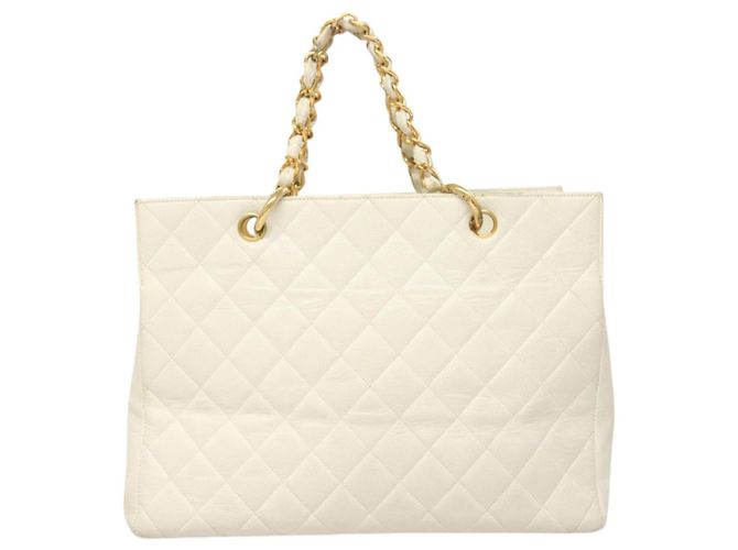 CHANEL Borsa a Mano Matelassé con Catena in Pelle di Caviale Oro Bianco CC Auth bs26565 D'oro - vista 2