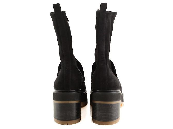 Hermès Schwarze Wildlederstiefel - Ansicht 2