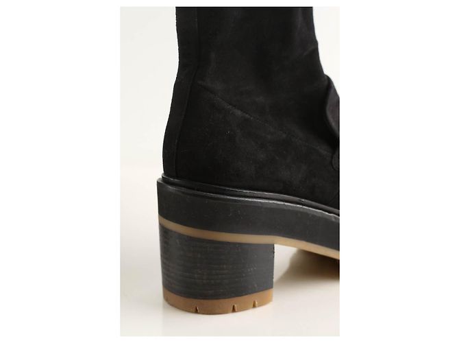Hermès Schwarze Wildlederstiefel - Ansicht 3