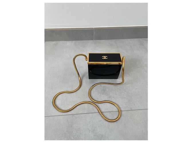 Chanel Minaudiere Snake Chain Vanity Schwarz Kunststoff Gold Gold hardware - Ansicht 2