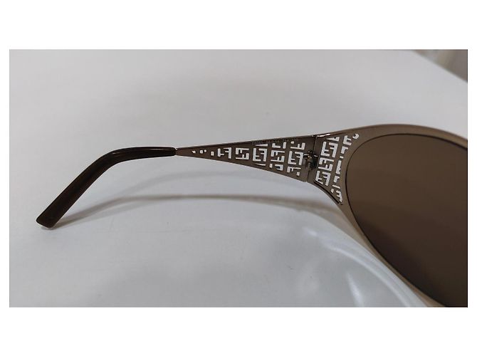 Gafas de sol Fendi Doradas Lentes Marrones Degradadas Dorado - vista 8