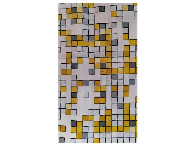 Hermès Sciarpa di Seta Mosaico al 24 Gialla Giallo - vista 7
