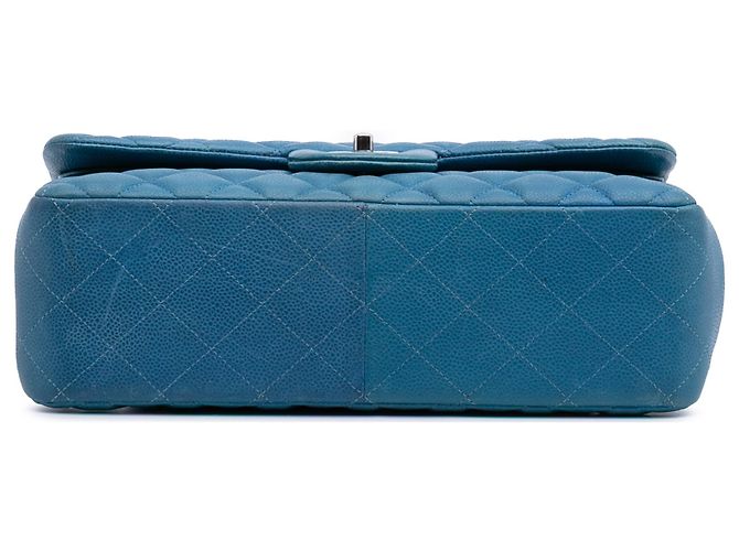 Chanel Blu Jumbo Classico Caviar Doppio Flap - vista 3