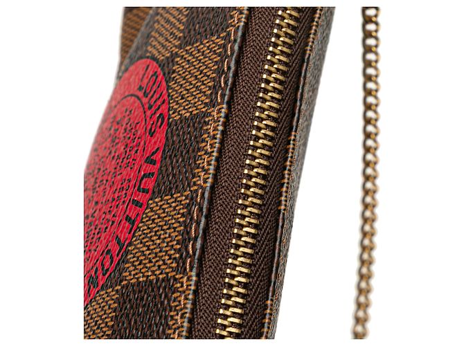 Mini Pochette Accessoires Louis Vuitton in Damier Ébène marrone - vista 9