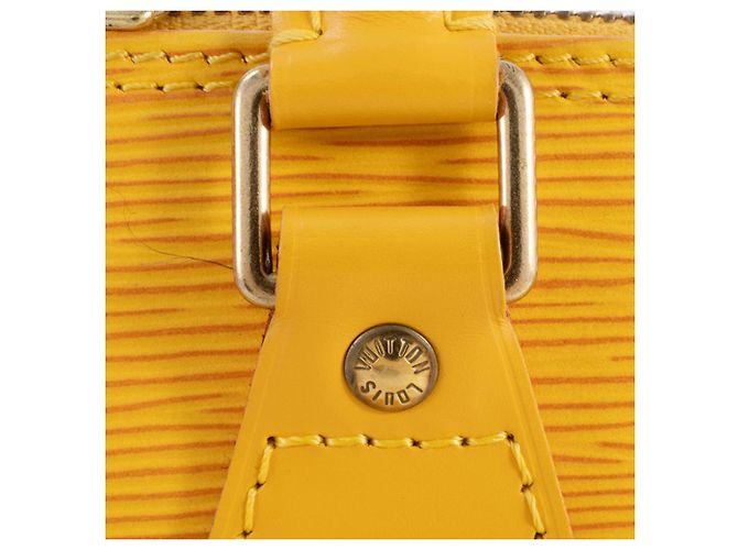 Borsa Louis Vuitton Alma PM in pelle Epi gialla Giallo - vista 15