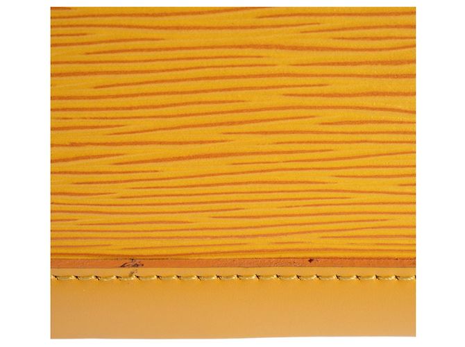 Borsa Louis Vuitton Alma PM in pelle Epi gialla Giallo - vista 17