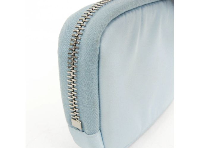 Pochette in nylon Prada in blu - vista 6
