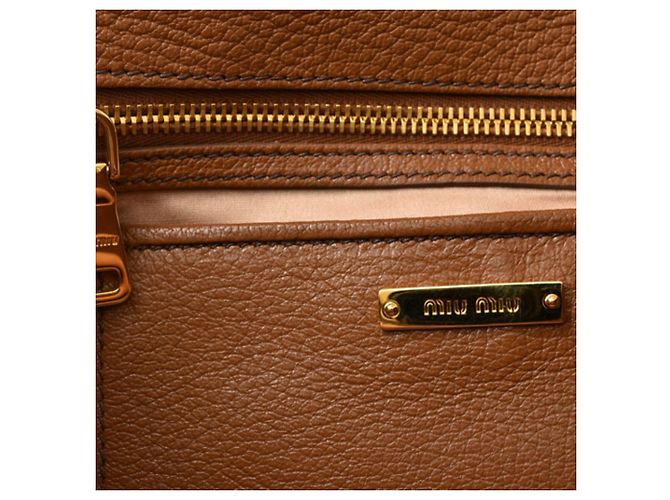 Borsa in pelle Miu Miu e borsa a spalla Marrone - vista 13