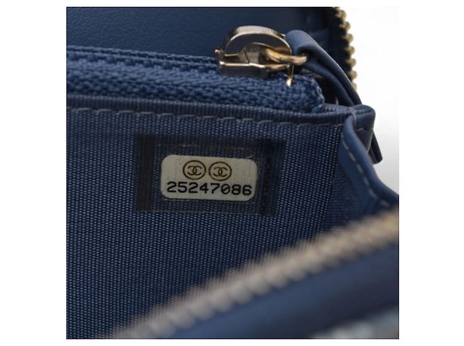 Cartera bi-fold de tweed azul Deauville de Chanel - vista 15