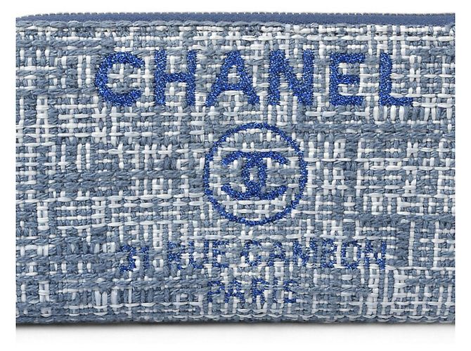 Cartera bi-fold de tweed azul Deauville de Chanel - vista 2
