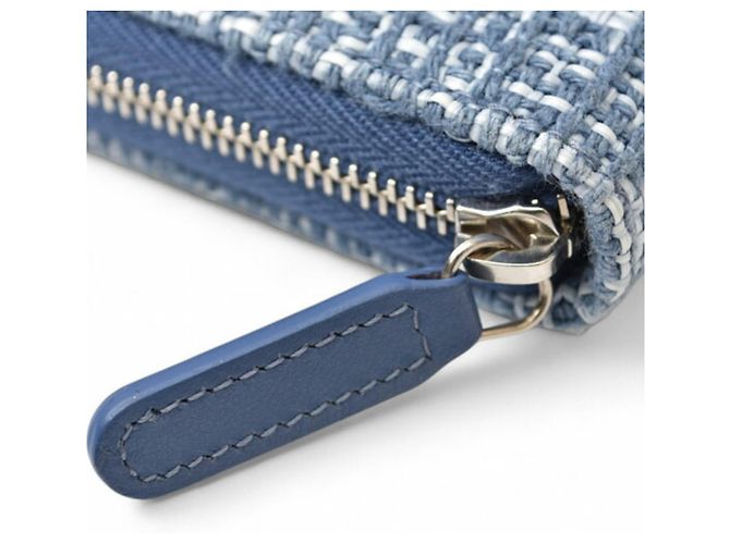 Cartera bi-fold de tweed azul Deauville de Chanel - vista 6