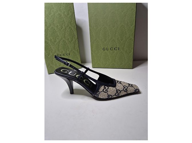 Gucci Slinback Pumps Schwarz Monogramm Canvas - Ansicht 2
