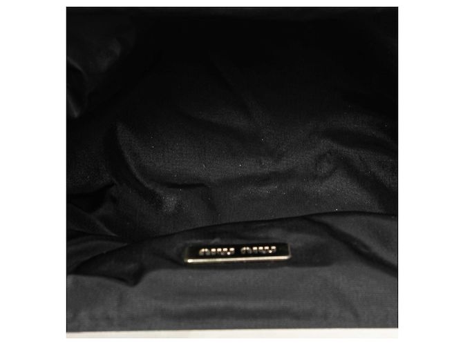 Clutch in raso rosa Miu Miu con chiusura a tracolla - vista 4