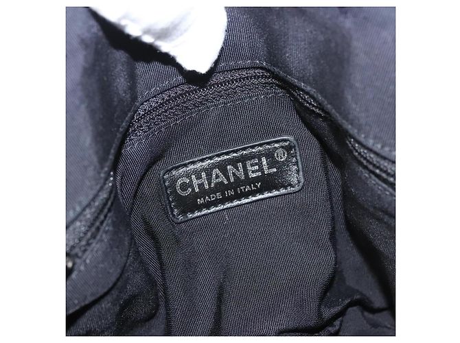 Borsa a spalla con catena CHANEL in nylon nero argento CC Auth 125969 - vista 23