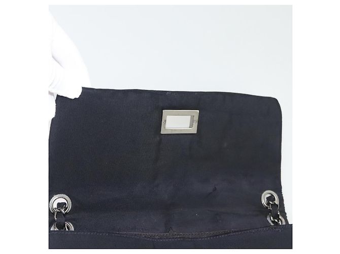 Borsa a spalla con catena CHANEL in nylon nero argento CC Auth 125969 - vista 8