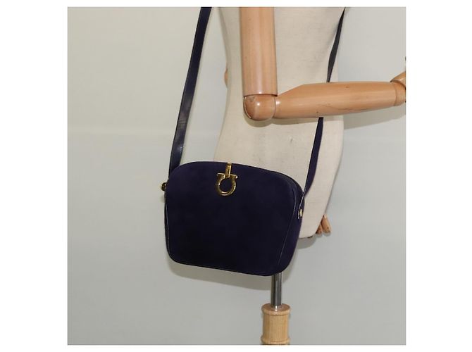 Borsa a Spalla Gancini in Camoscio Viola e Oro Auth 126056 di Salvatore Ferragamo D'oro Porpora - vista 20