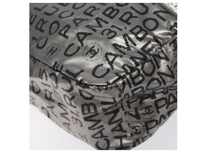 CHANEL Borsa a Spalla Illimitata in Nylon Argento CC Auth 123569 - vista 14