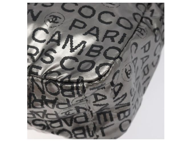 CHANEL Borsa a Spalla Illimitata in Nylon Argento CC Auth 123569 - vista 15