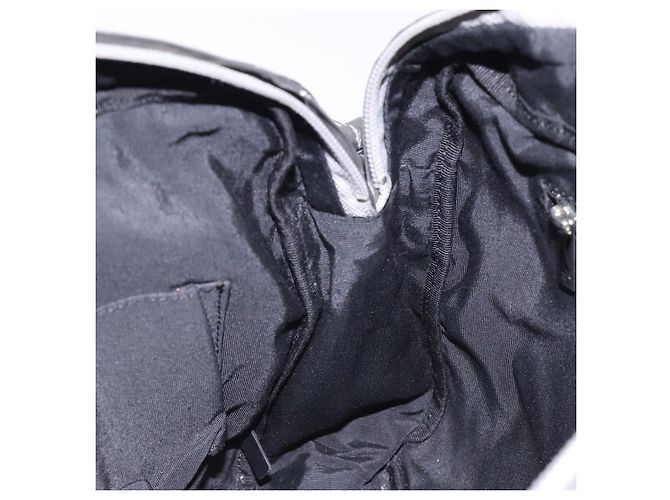 CHANEL Borsa a Spalla Illimitata in Nylon Argento CC Auth 123569 - vista 19