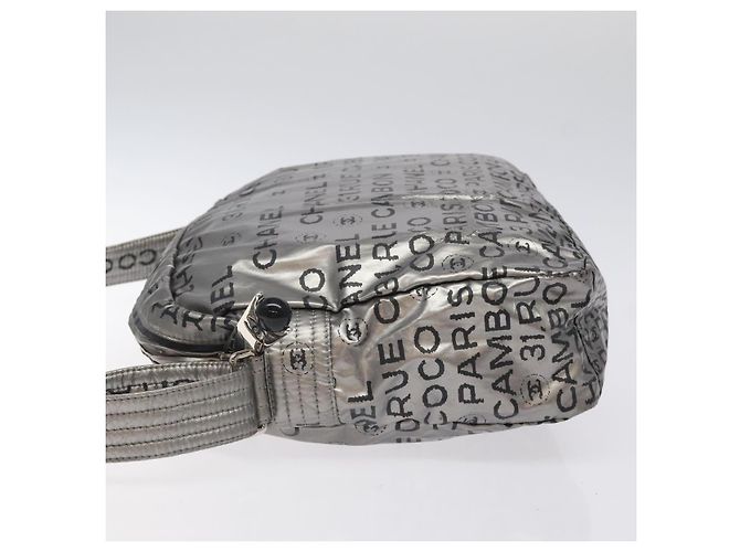 CHANEL Borsa a Spalla Illimitata in Nylon Argento CC Auth 123569 - vista 4