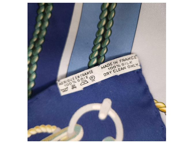 Lenço de seda Hermès Chateaux d'arriere de Julie Abadie Azul Multicor - vista 5