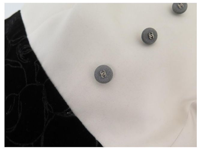 CHANEL KLEID P50206W05568 36 S LOGO CC KNÖPFE SAMT KAMELIA-MUSTER KLEID - Ansicht 4