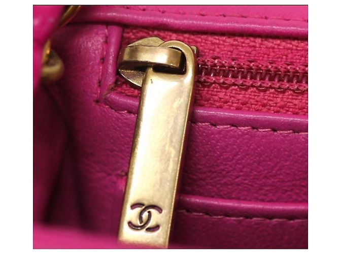 Timeless Bolsa retangular Chanel fúcsia em couro chevron com hardware dourado Fuschia - vista 12