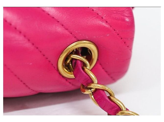 Timeless Bolsa retangular Chanel fúcsia em couro chevron com hardware dourado Fuschia - vista 15