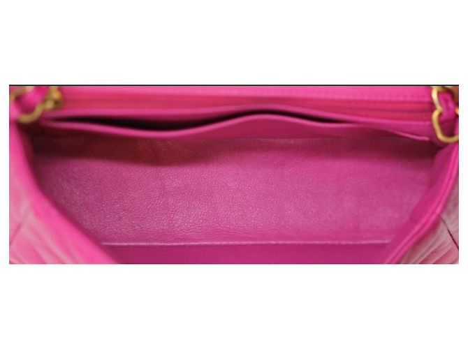 Timeless Bolsa retangular Chanel fúcsia em couro chevron com hardware dourado Fuschia - vista 8
