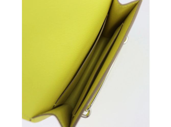 Hermès Portafoglio bi-fold Hermes Lauris Luli in lime D'oro - vista 7