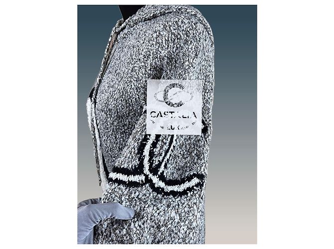 Chanel Collectors Trophy Bouclé CC Pinguin Hoodie 42 FR Grau - Ansicht 9