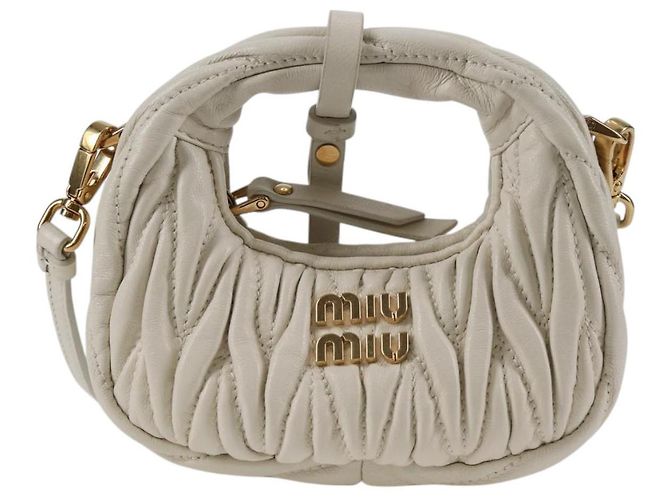 Borsa a spalla mini Matelassé Miu Miu in pelle bianca e oro Auth 115234SM Bianco D'oro - vista 13