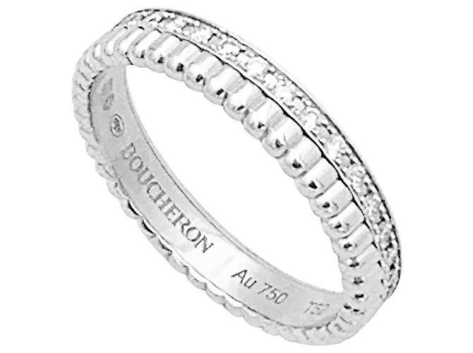 Anello Boucheron 'Quatre Radiant Edition' in oro bianco e diamanti. - vista 2