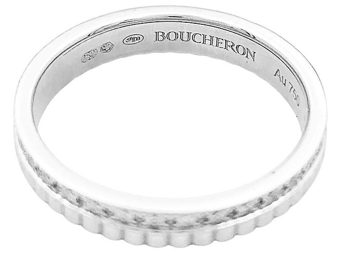 Anello Boucheron 'Quatre Radiant Edition' in oro bianco e diamanti. - vista 3