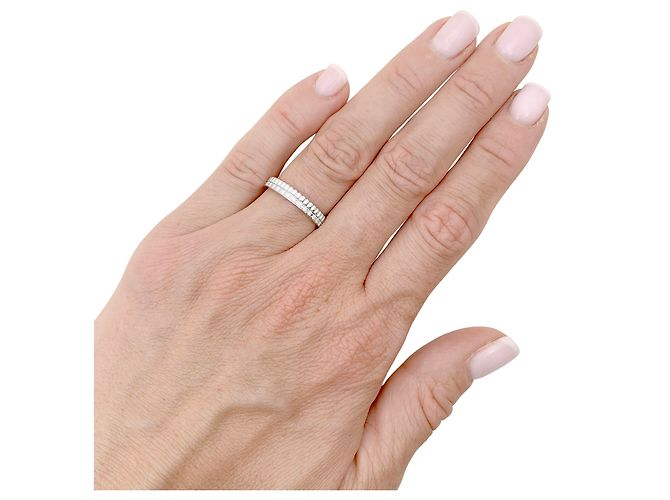Anello Boucheron 'Quatre Radiant Edition' in oro bianco e diamanti. - vista 4