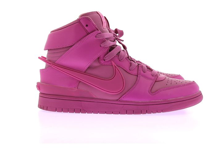 Nike Baskets "Dunk High Ambush" roses - vue 2