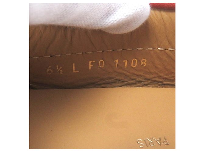 Louis Vuitton Wildleder Slipper 6.5 Rot - Ansicht 8