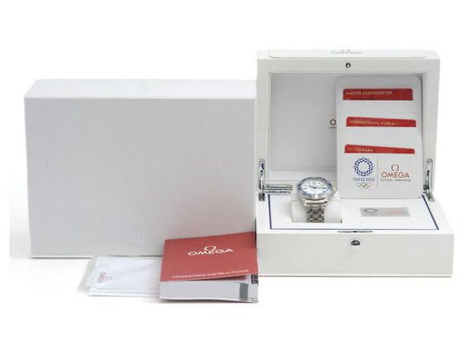 Montre automatique Omega Seamaster Diver 300M cadran blanc 522.30.42.20.04.001 (Édition limitée) - vue 8