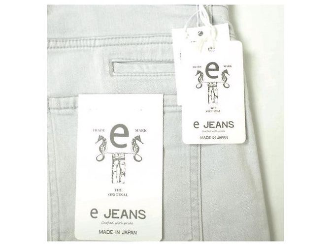& Other Stories Pantalones de mezclilla boyfriend tapered de algodón elástico Gris - vista 3