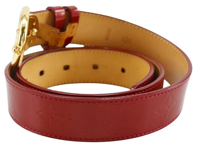 Cinturón Monogram Vernis Louis Vuitton M6980 Roja - vista 2