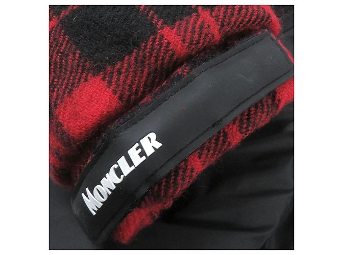 Moncler DANUBE GIUBBOTTO Wool Down Jacket Black Red - view 5