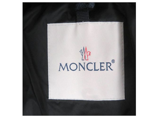 Moncler DANUBE GIUBBOTTO Wool Down Jacket Black Red - view 7