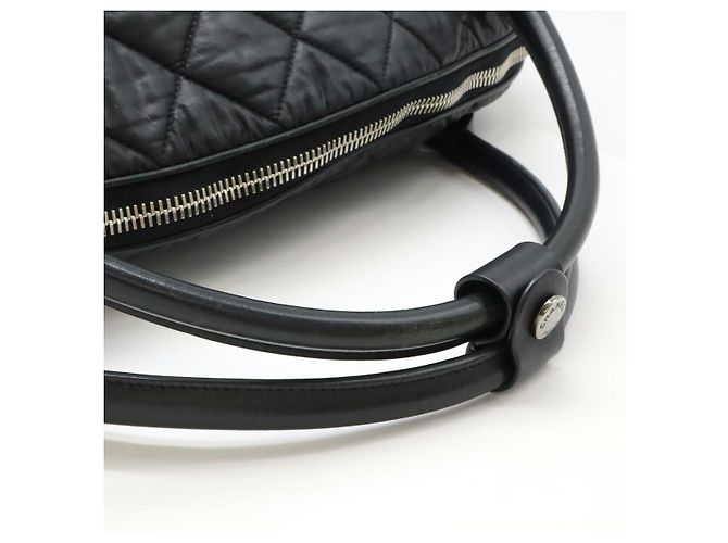 Borsa Boston in pelle Coco Cocoon di Chanel Nero Bordò - vista 4